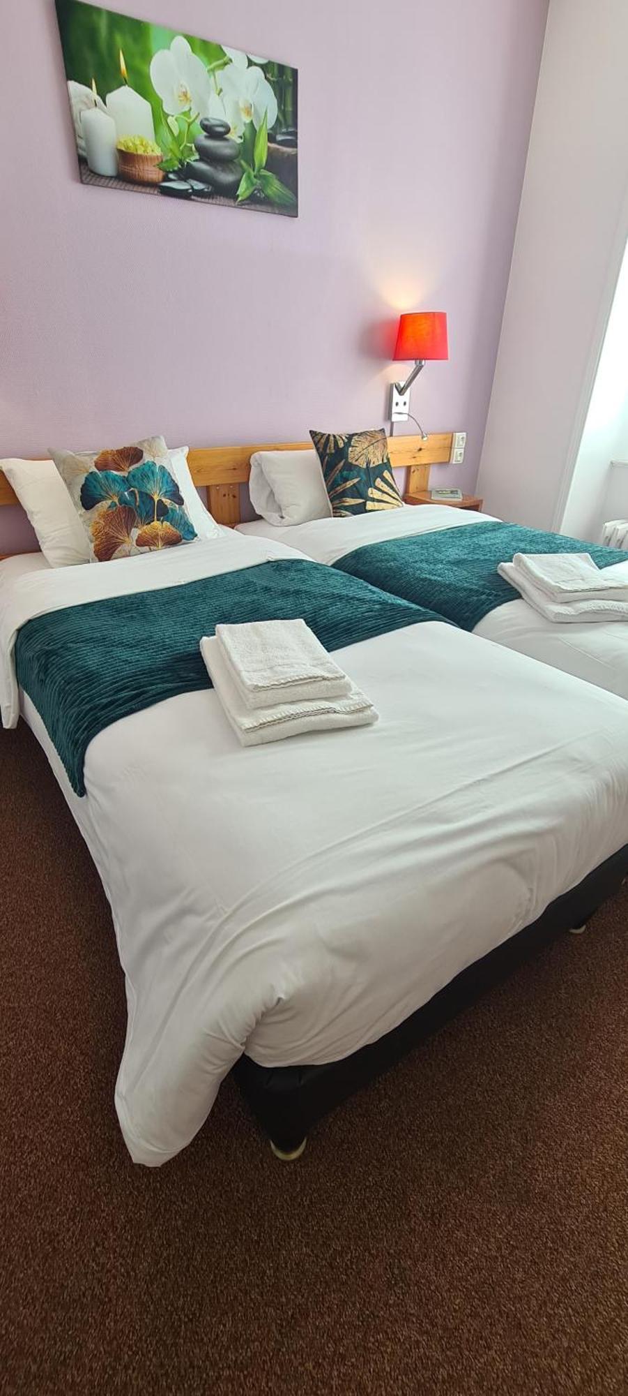 Le 120 - Groupe Logis Hotels - Ex Auberge La Terrasse La Châtaigneraie Zewnętrze zdjęcie